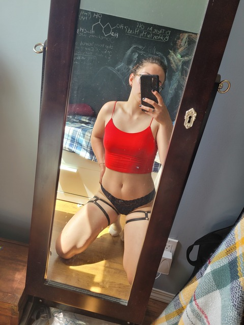 adelinethisis onlyfans leaked picture 1