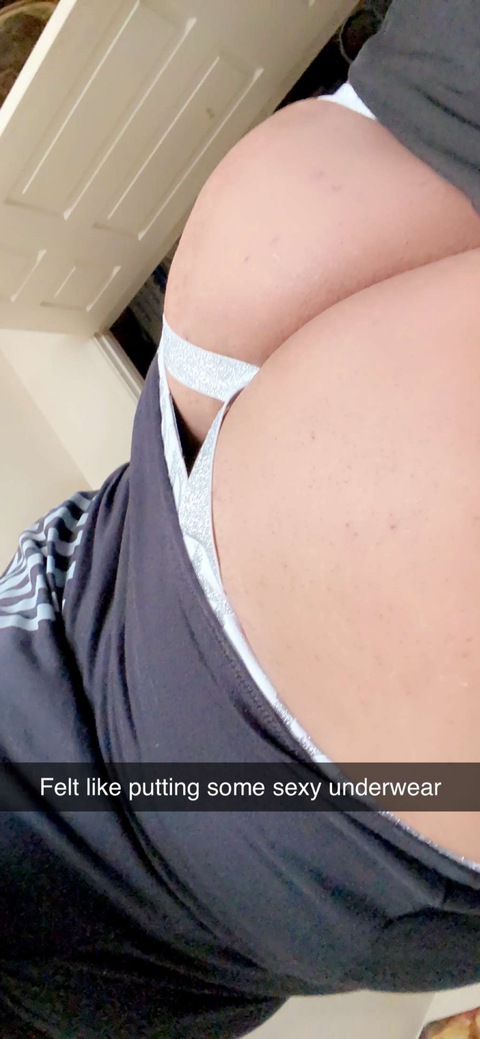 adrian27 onlyfans leaked picture 1