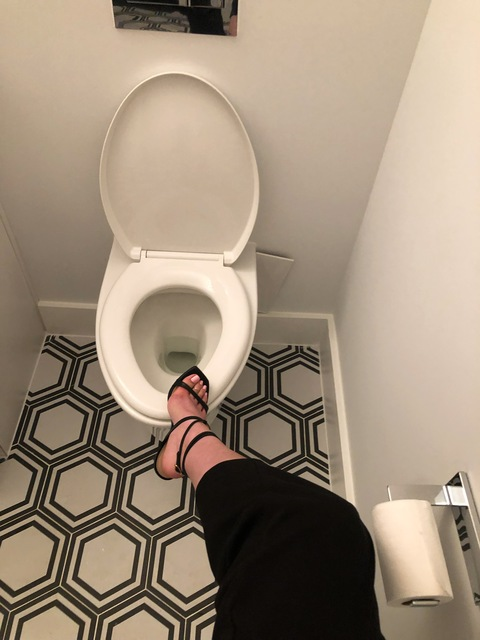 angelsfootcake onlyfans leaked picture 1