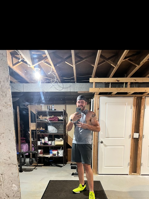 averageguyathletics onlyfans leaked picture 1