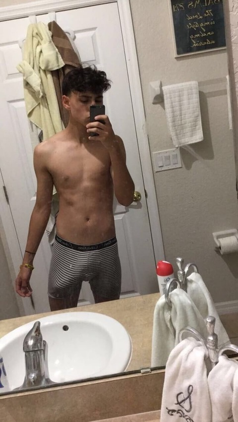 bicuriouspxpi onlyfans leaked picture 1