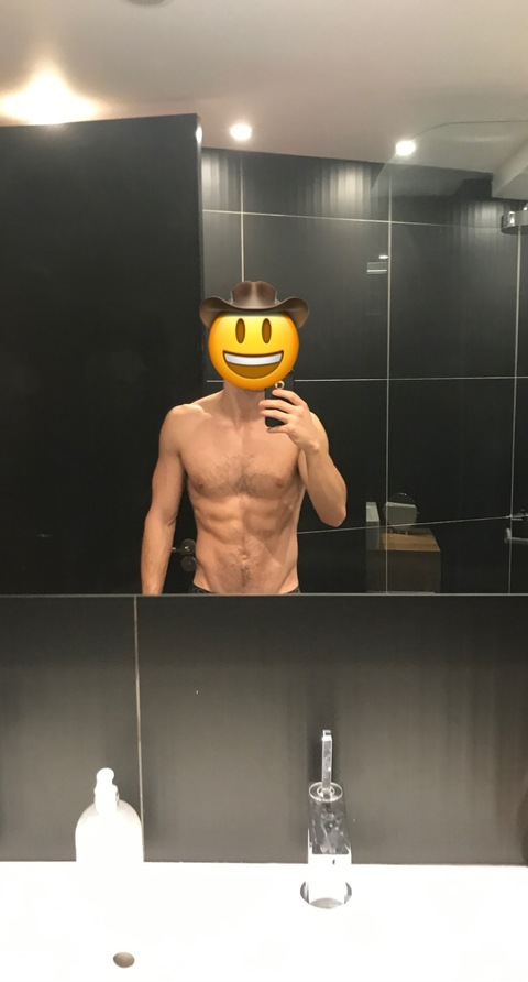 bucknextdoor onlyfans leaked picture 1