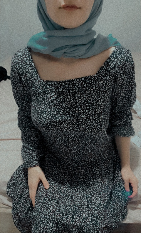 celinecinnamon2 onlyfans leaked picture 1