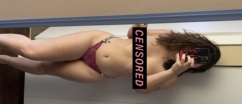 getdatcoinsis onlyfans leaked picture 1