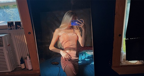 hales1010 onlyfans leaked picture 1