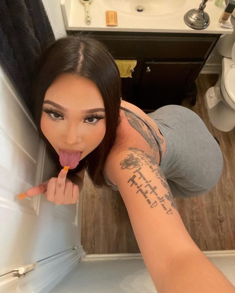 heartsh8ped650 onlyfans leaked picture 1