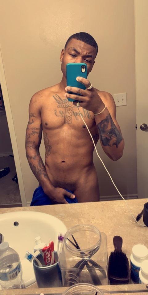 isaiahto1 onlyfans leaked picture 1