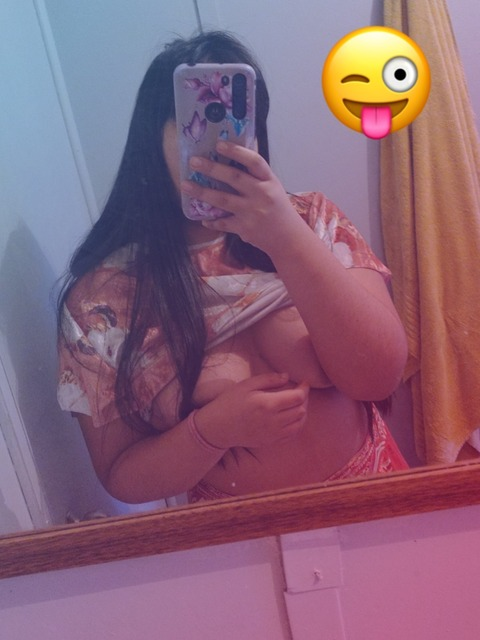 kathyta2022 onlyfans leaked picture 1