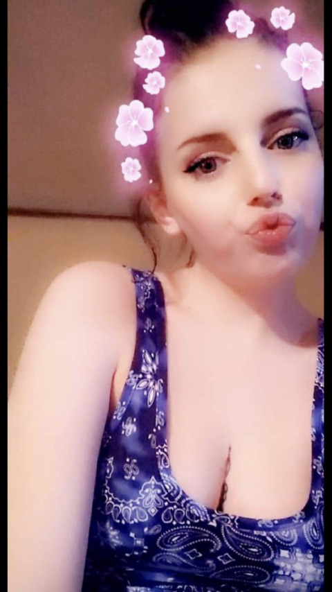 katroseee onlyfans leaked picture 2