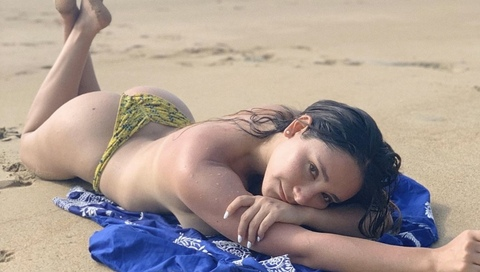 keniaduarte onlyfans leaked picture 1