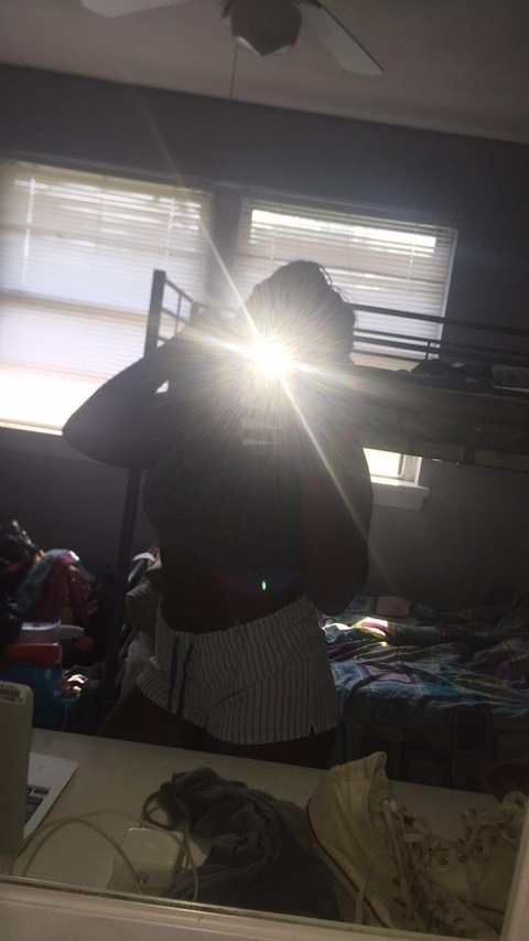 kyahsymone onlyfans leaked picture 1