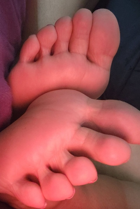 layla1021 onlyfans leaked picture 1