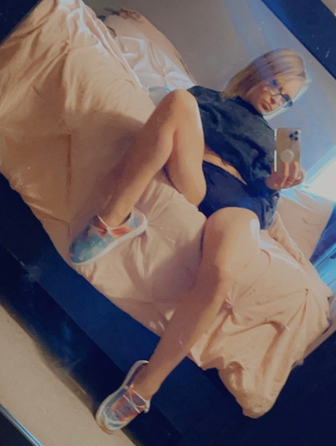 lil_bit01_free onlyfans leaked picture 1