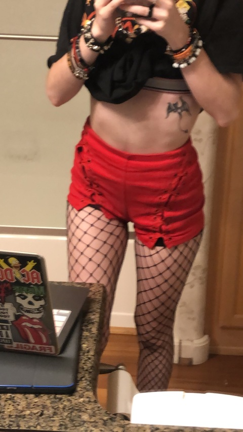 misfitsdeath onlyfans leaked picture 1