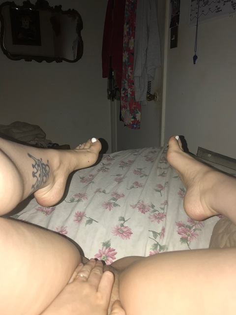 missmariexxoo onlyfans leaked picture 1