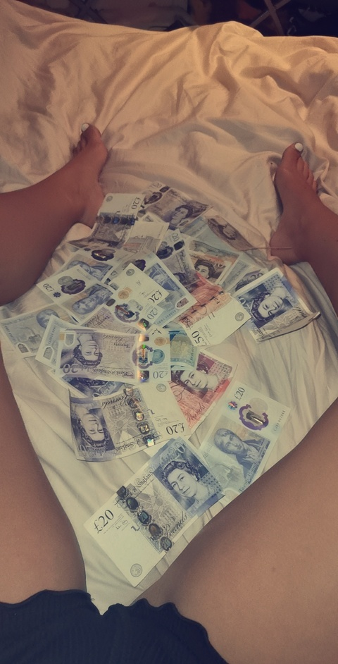 moneyqueenxox onlyfans leaked picture 1