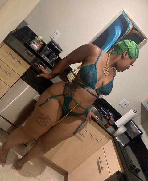 proffessa_finnessaaa onlyfans leaked picture 1