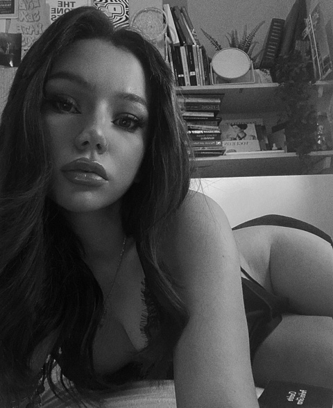 scorpiosllut13 onlyfans leaked picture 1