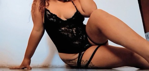 sweetvicki onlyfans leaked picture 1