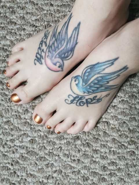 tattooed_tootsies onlyfans leaked picture 1