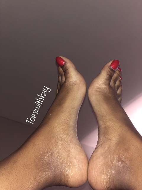 toeswithkay2 onlyfans leaked picture 1