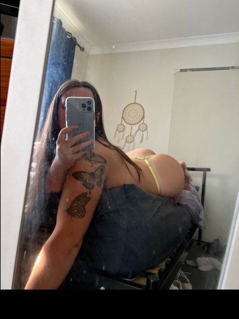 u23112204 onlyfans leaked picture 1