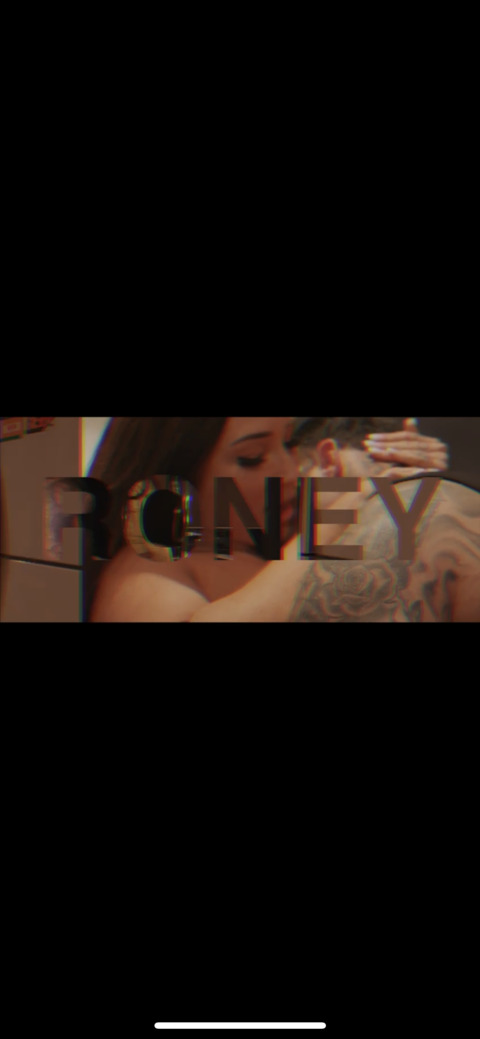 whereisroney onlyfans leaked picture 1